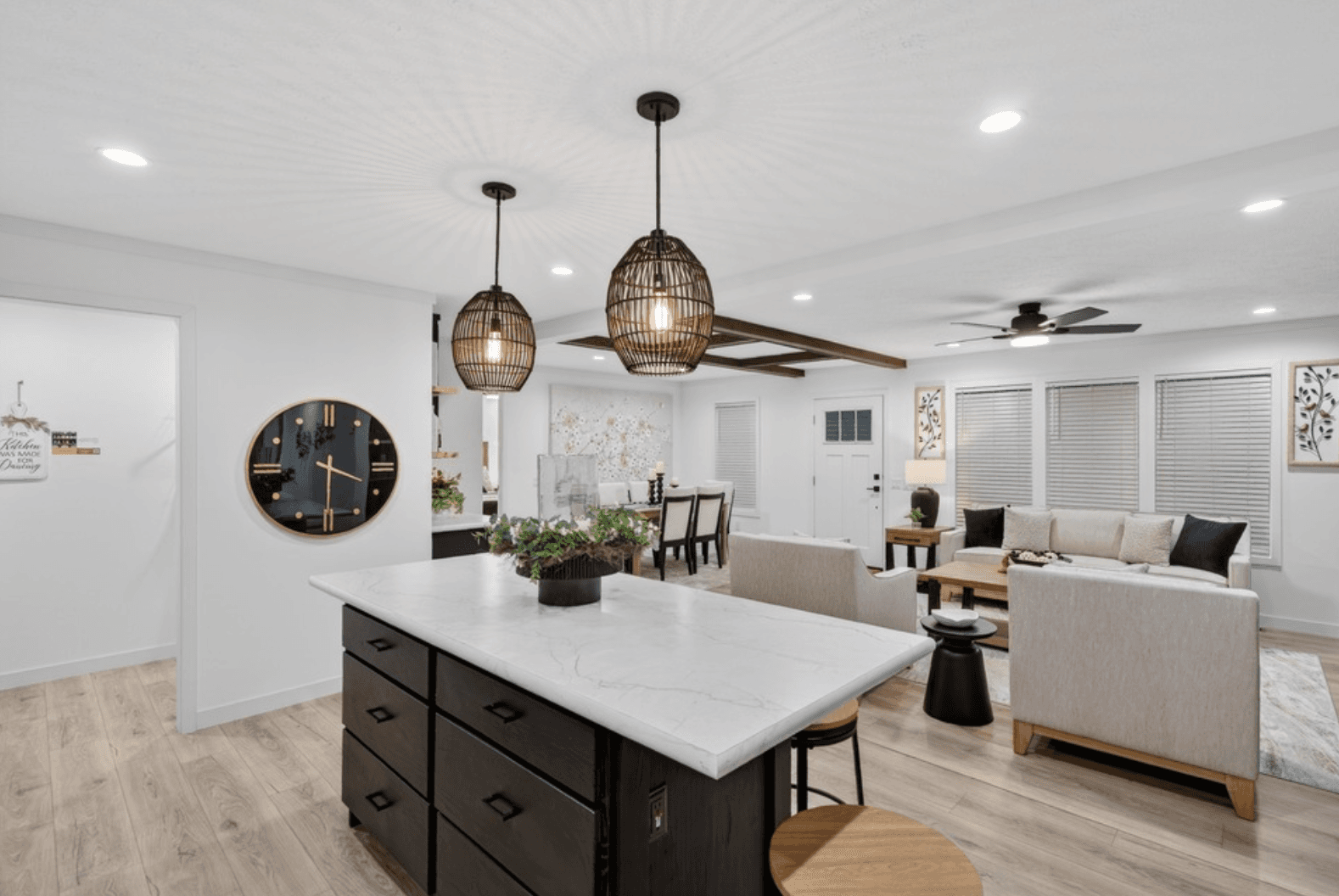 Aura 28644n kitchen home features