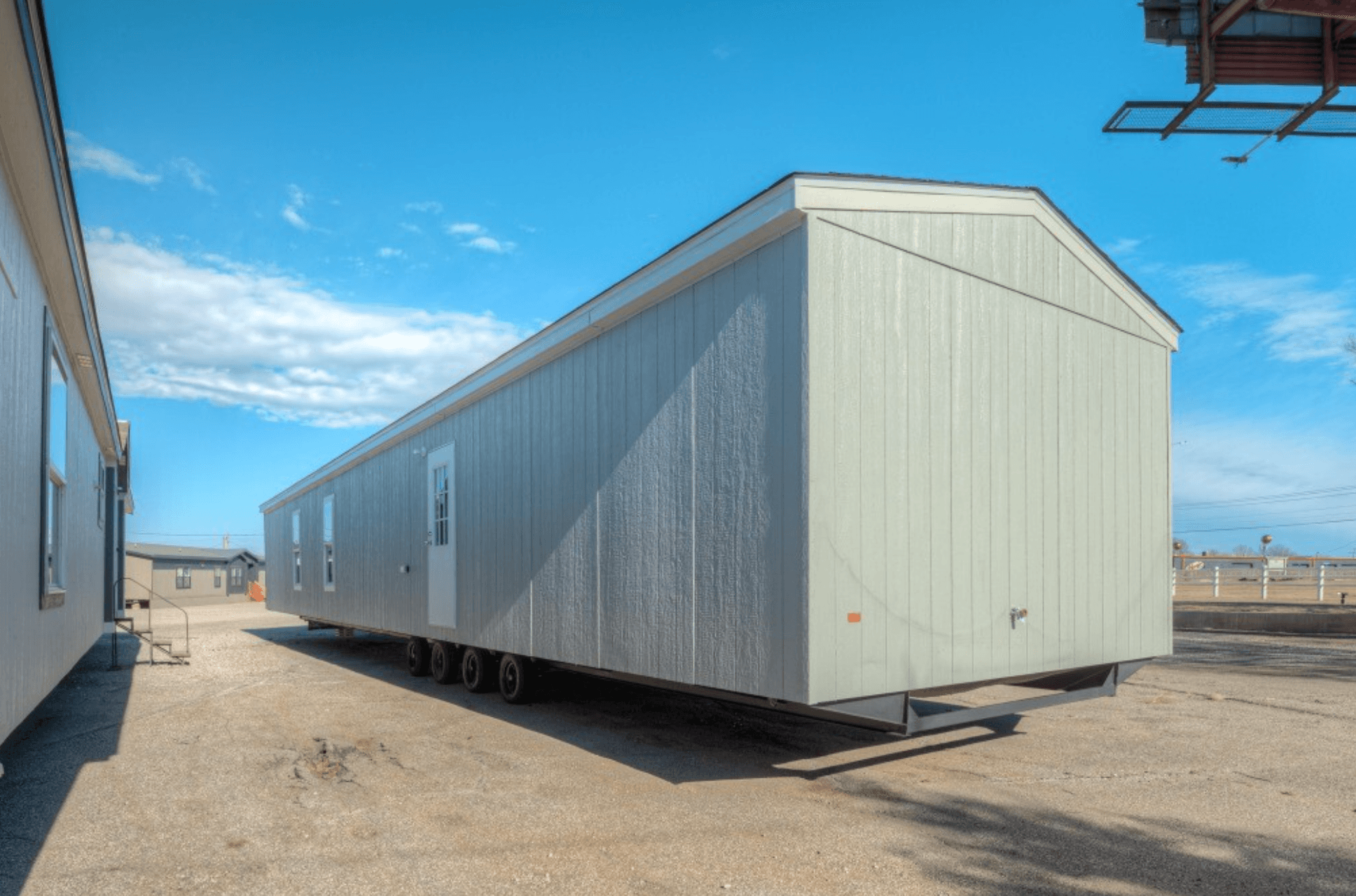 Jade 14663b elevation home features