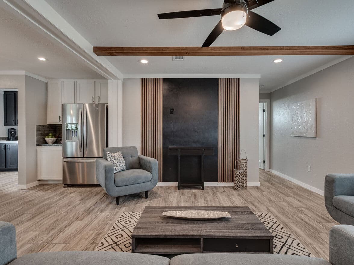 Atmos 28603n interior home features