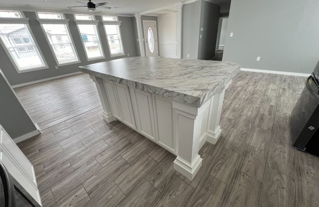 Solitaire 28684a kitchen home features