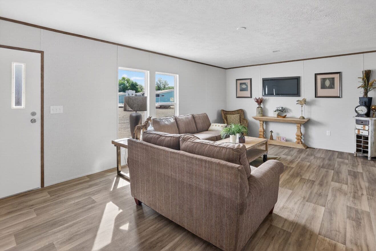 Jasper 28564a interior home features