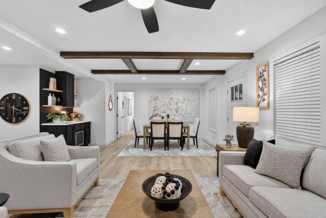 Aura 28644n interior home features