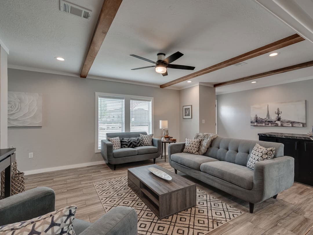 Atmos 28603n interior home features